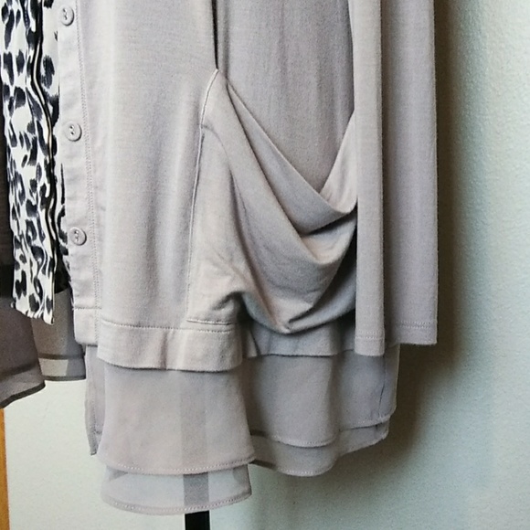 LOGO Mauve Blush Button Down Cardigan Ruffle Hem - Picture 3 of 8